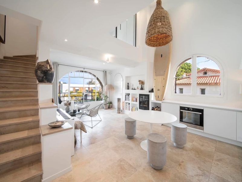 Cuisine ouverte vue salon — Cap d’Antibes Paradise, Cap d’Antibes