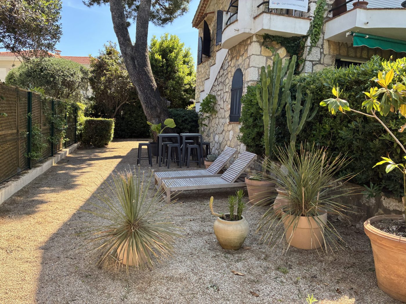 Jardin transats méditerranéen — Cap d’Antibes Paradise, Cap d’Antibes